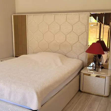 Antalya Vilă