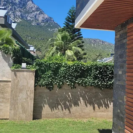 Antalya Vilă *